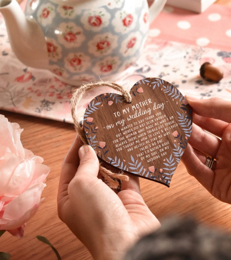Wooden heart keepsake for mother of the bride