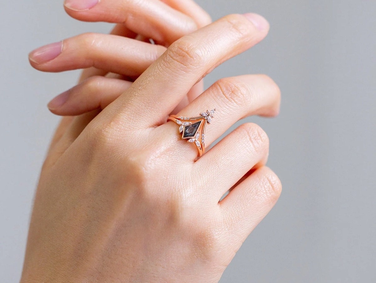 3.67 Carat Australian Black Opal Diamond Platinum Ring – jeweleretteandco