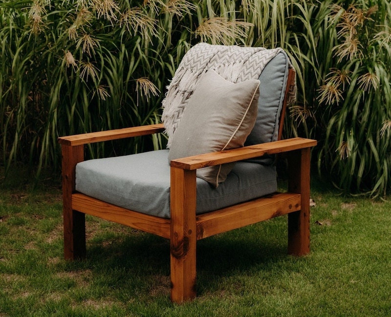 The 10 Best Outdoor Chairs for Kicking Back in Style Etsy