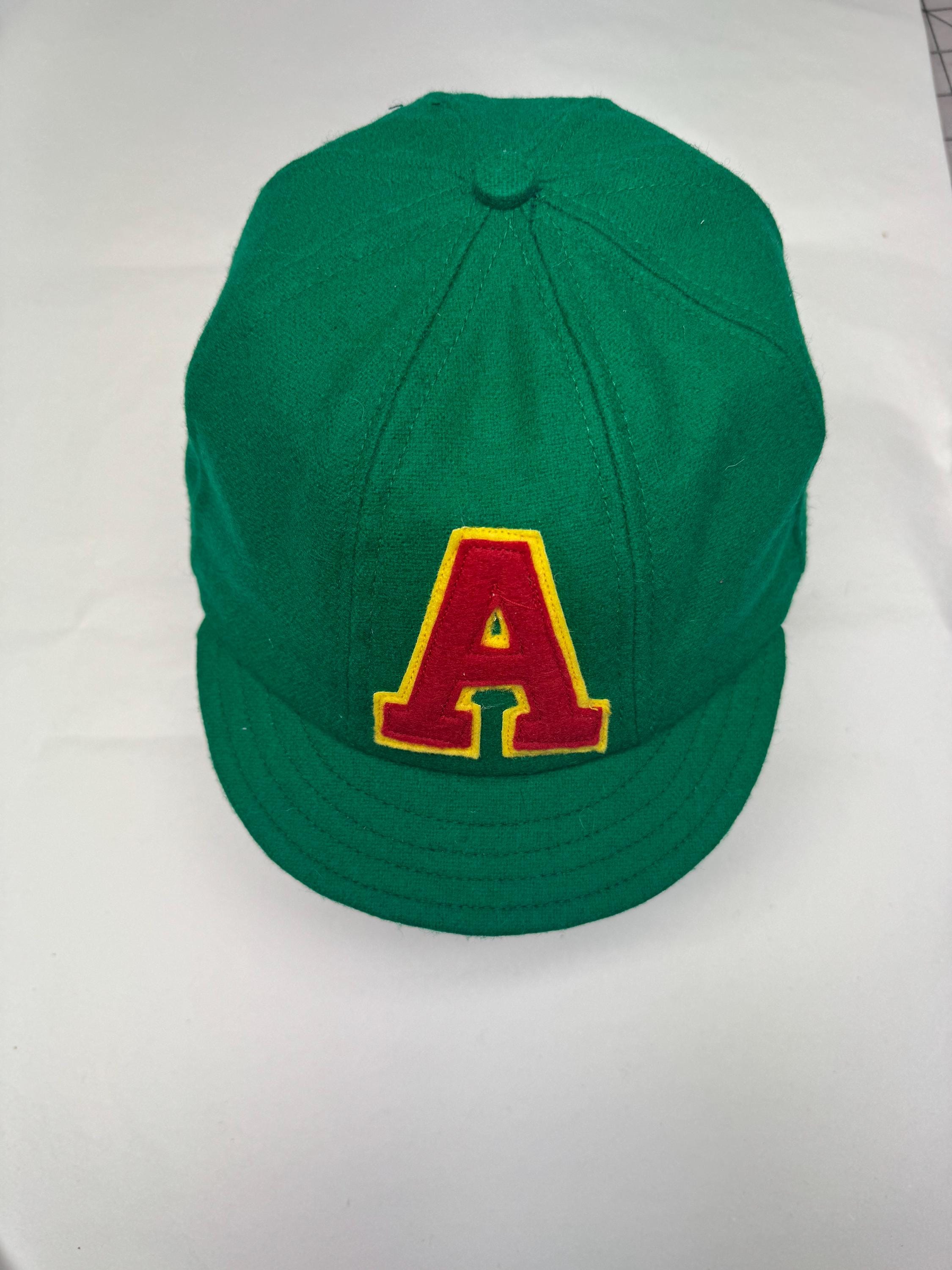 ★Wai Kei★ Maltese Club Stitch Ball Cap Green YK23SSAC02 Designer fashion, Seoul-fully created | W Concept