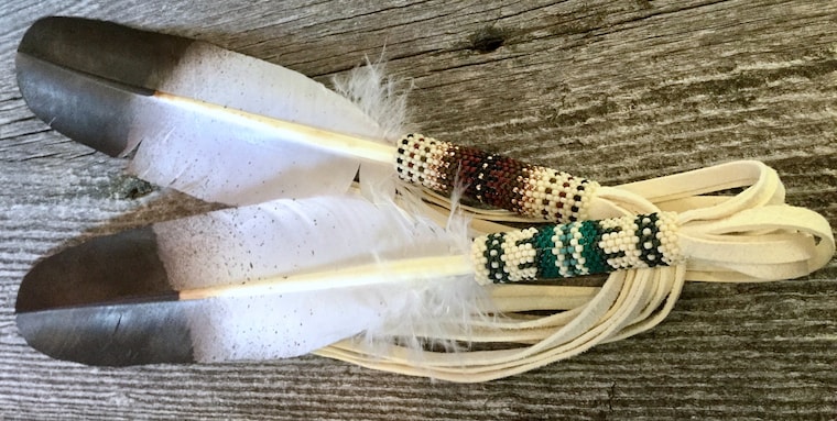 Indigenous artist sees handmade jewelry worn at Edmonton Oilers game, saskNOW, Saskatchewan
