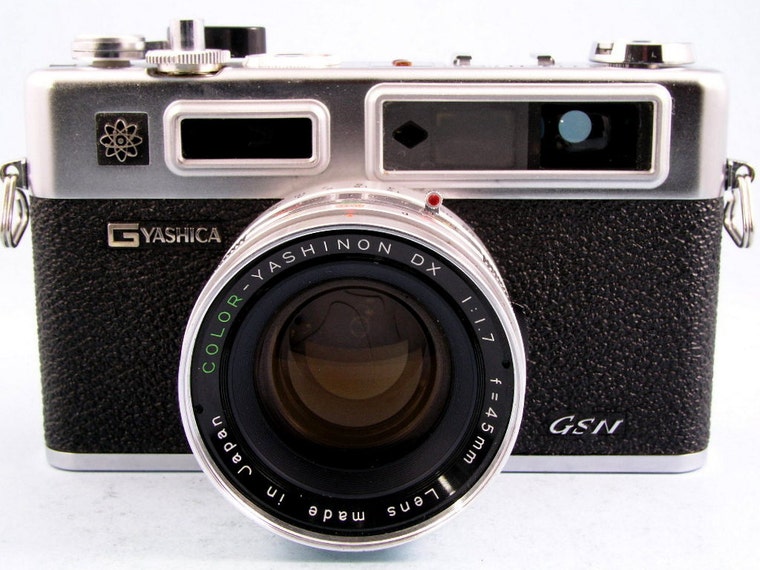 Yashica Electro 35 GS – Vintage Camera Lab
