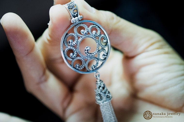 Sunaka jewelry deals
