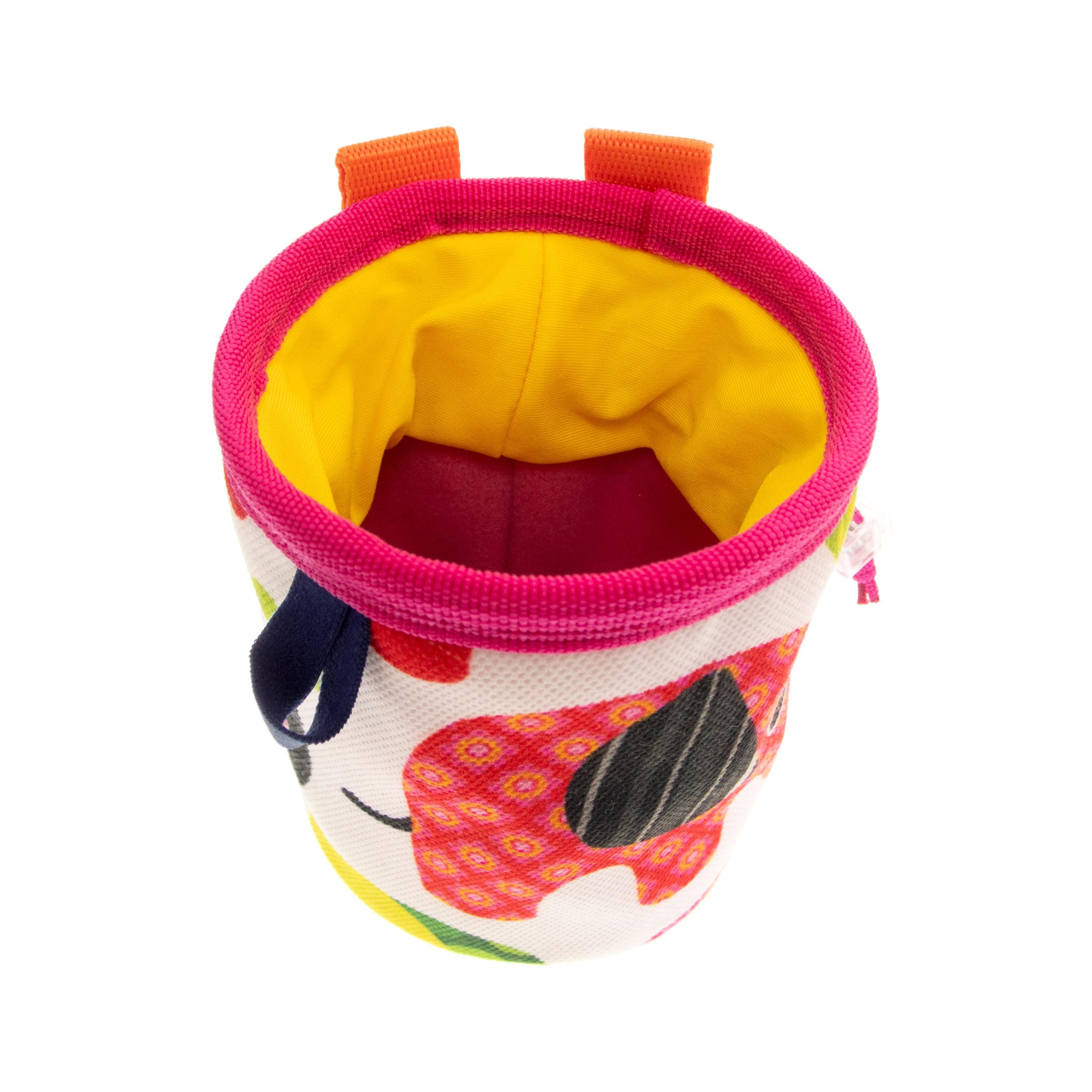 Handmade mini chalk bag for children’s indoor climbing and bouldering