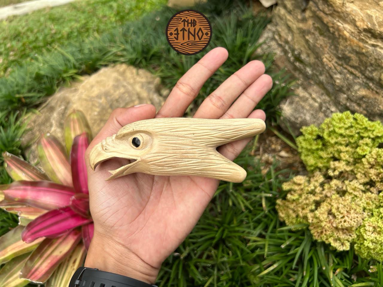 Kuripe Eagle Head made from Crocodile wood by the Etno Bali
