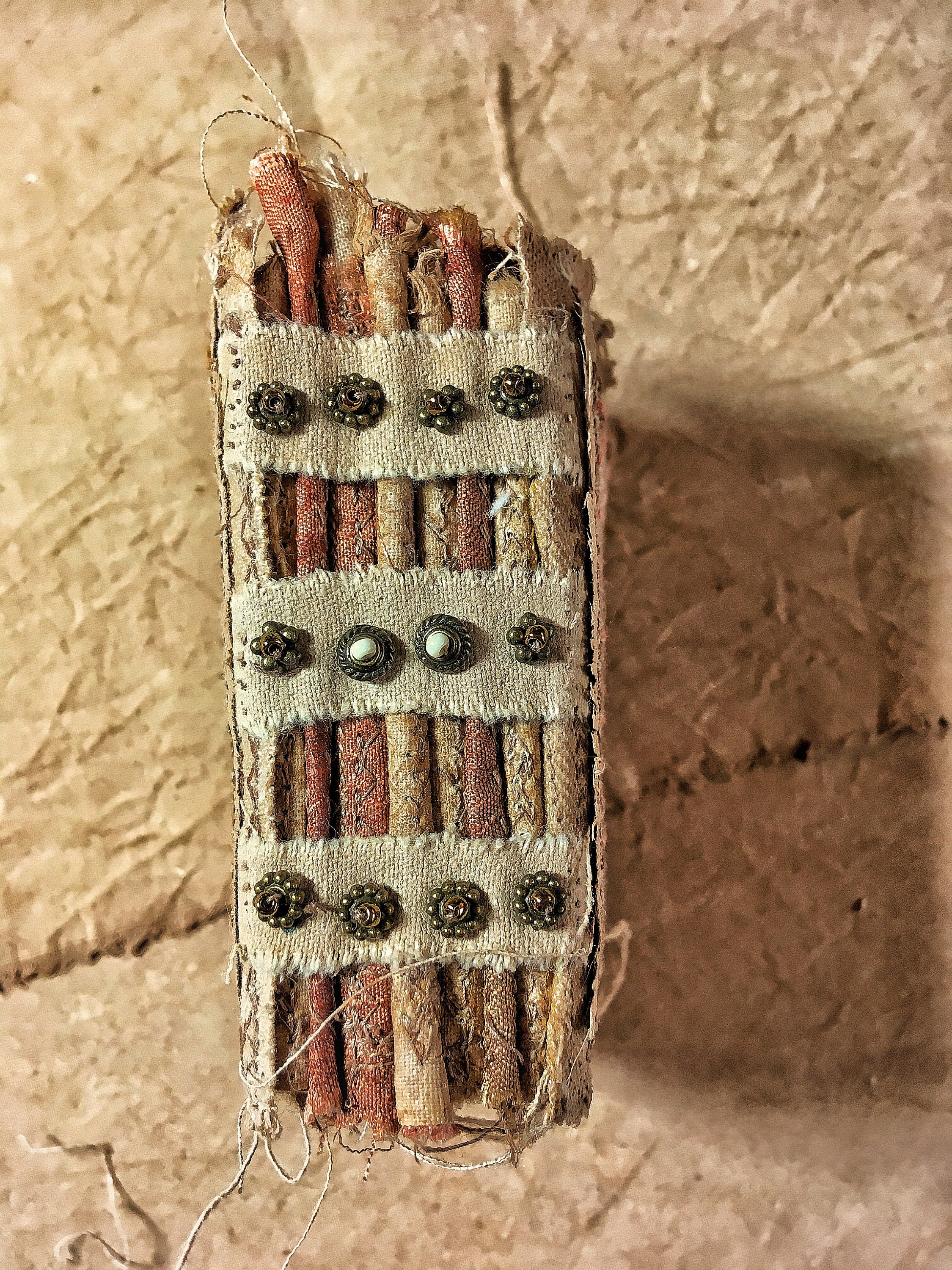 Exploring strip book binding