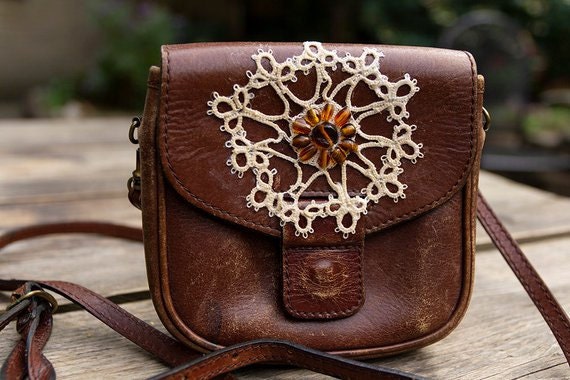 Brown vintage leather bag