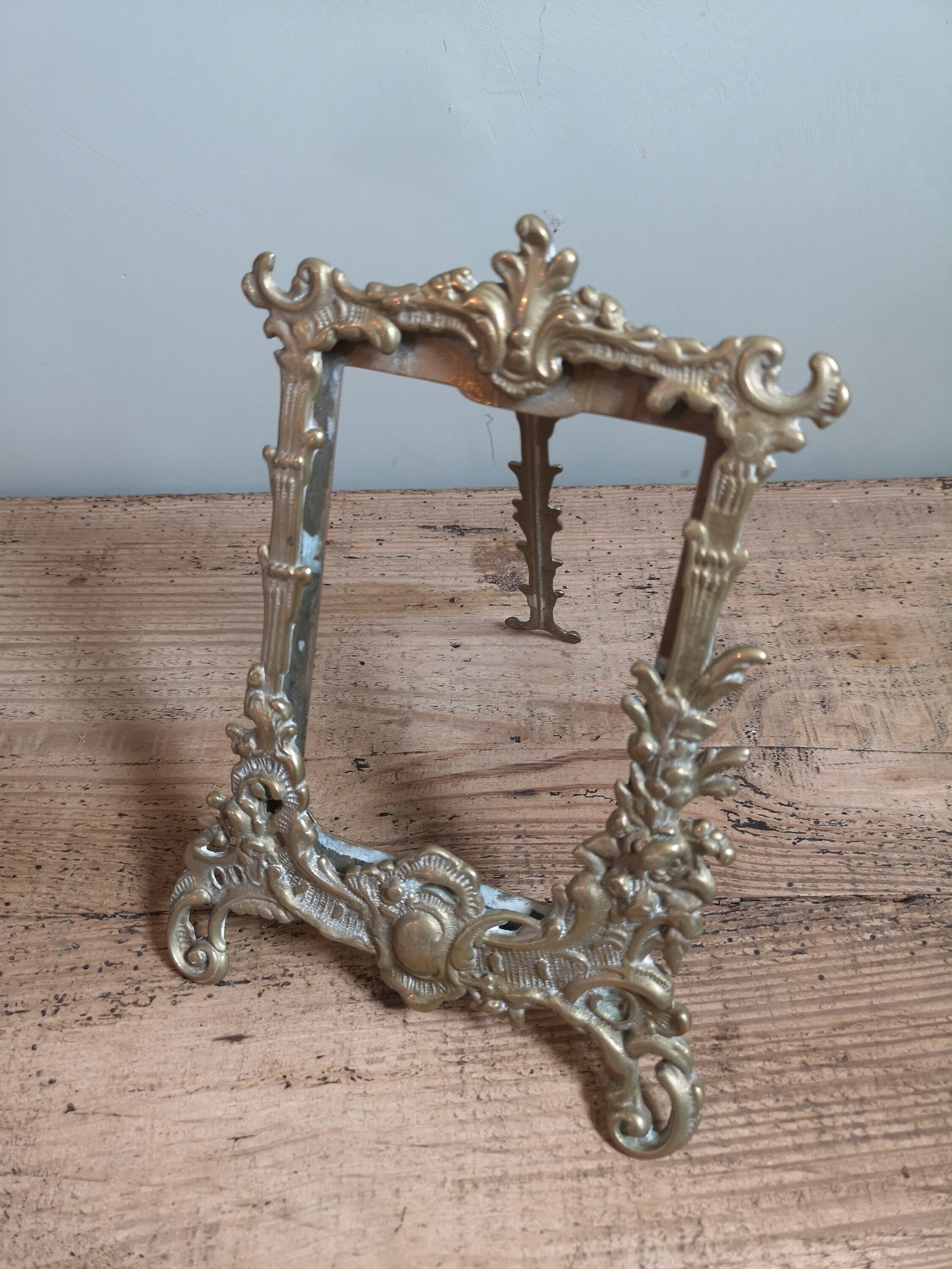 Antique brass easel shape photo frame