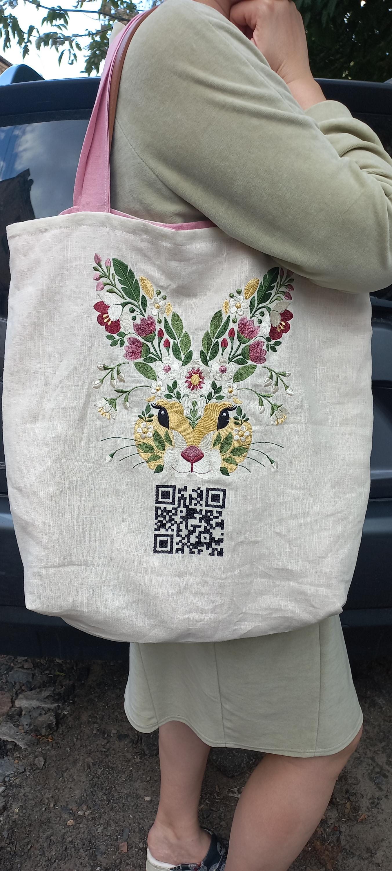 https://www.embroideryroksshop.com/listing/1846196584/dizajn-vyivki-cvetonyj-krolik-dizajn