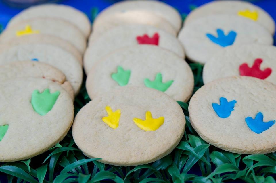 Dinosaur Birthday Ideas | Little Printables Shop | Dinosaur Invitation | Dinosaur Birthday Party Ideas | Dinosaur Party Ideas | Dinosaur Party Decorations | Dinosaur Party Decor | Dinosaur Party Favors | Dinosaur Party Food Ideas | Easy DIY Dinosaur Cookies