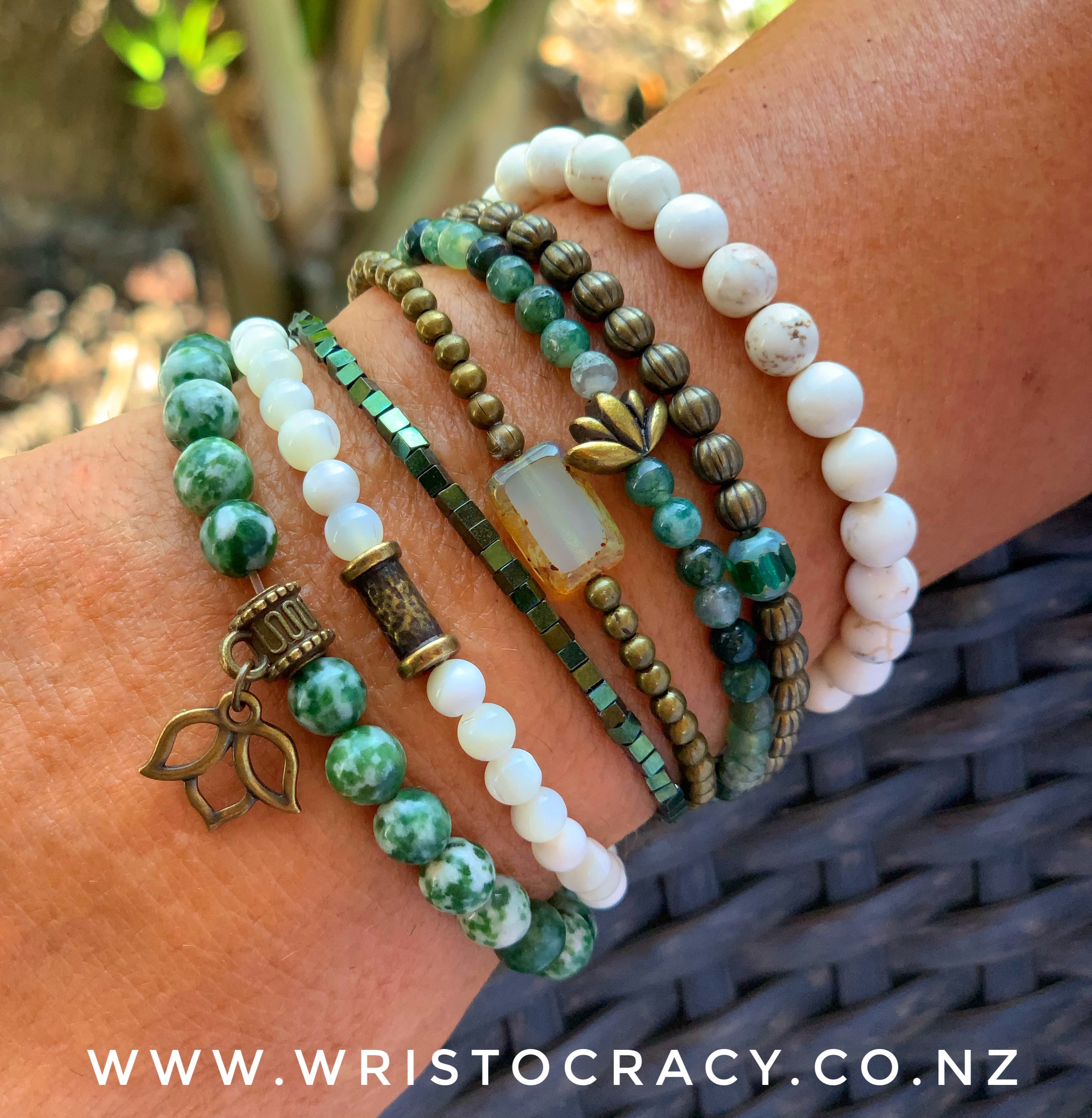 ... or cream magnesite 🐄🐮 ... if that’s your dream. The options really are endless ... head on over to the Wristocracy website (link in my bio) to get the look and start your collection today...