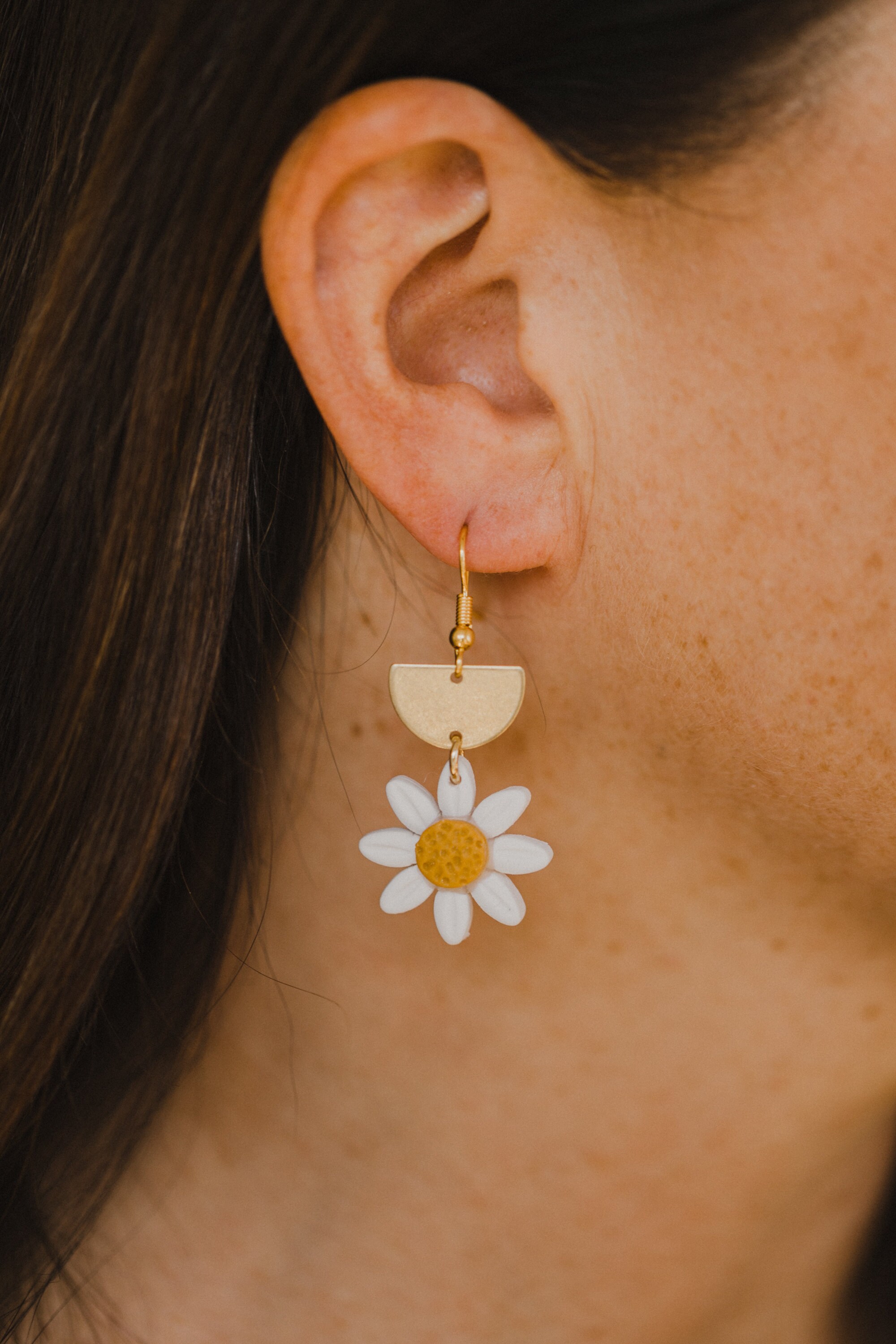 Daisy Ohrringe aus Polymer Ton