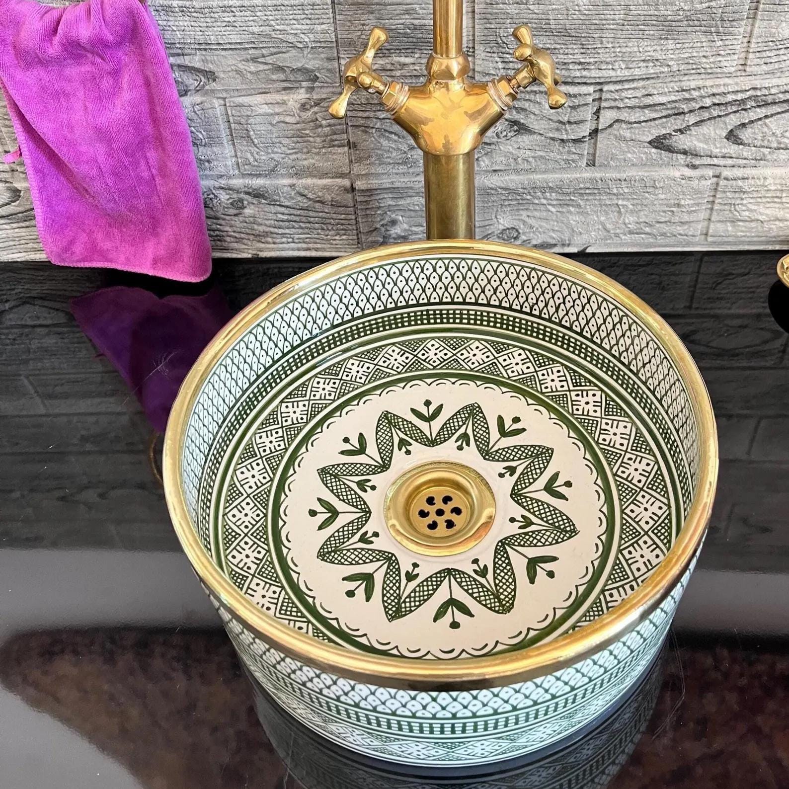 “Discover the Magic of Handcrafted Moroccan Ceramic Sinks”