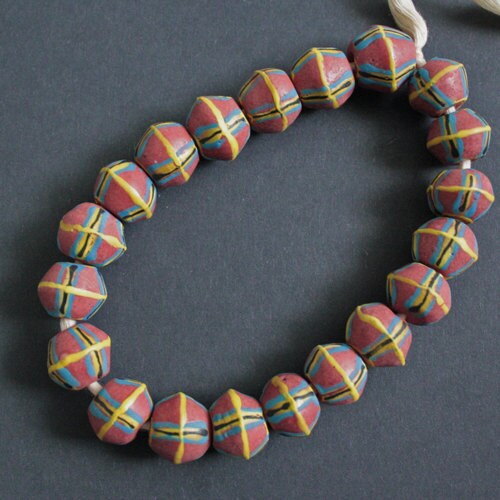hand-painted king beads