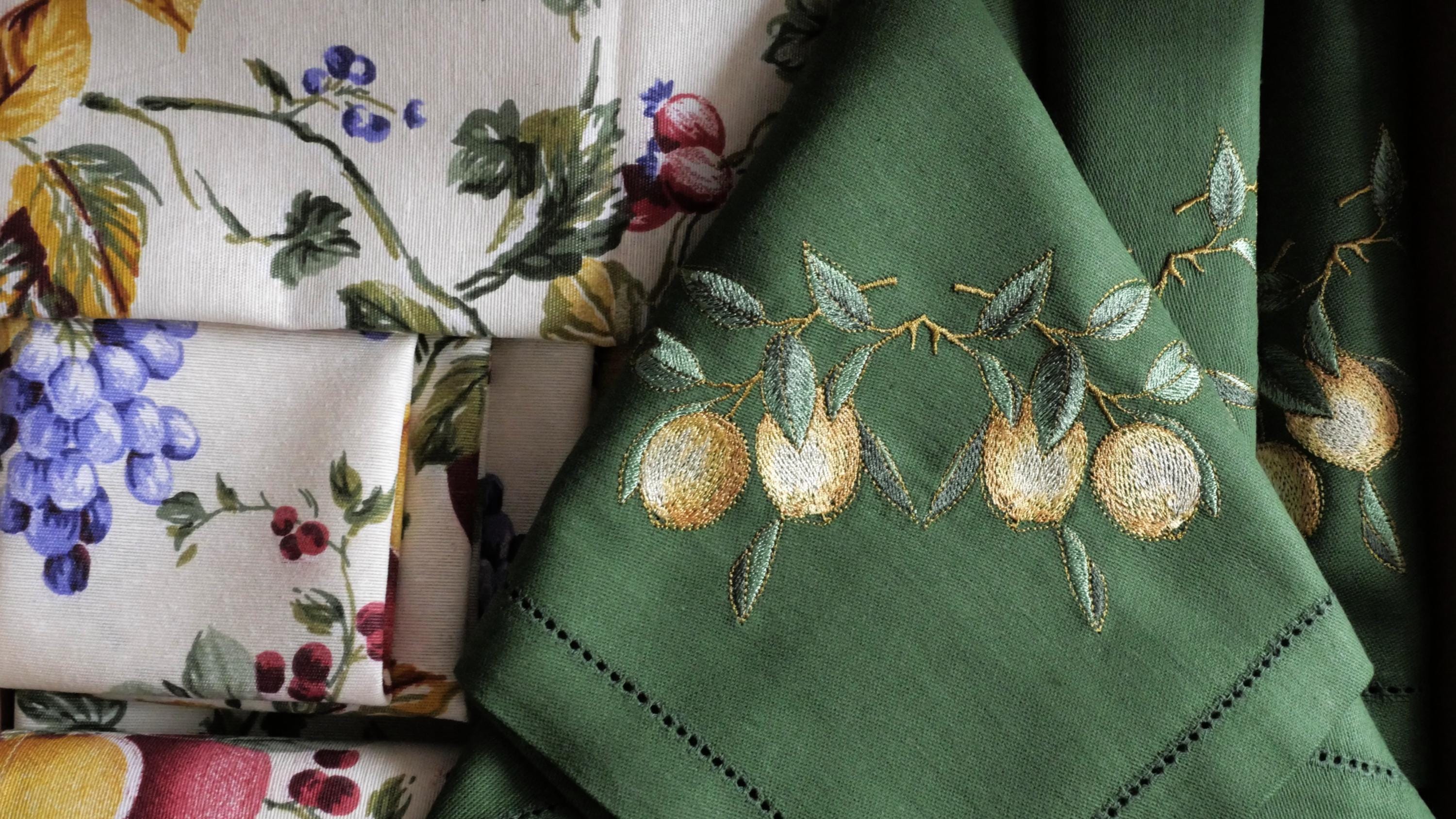 Table Linen Setting embroidered lemons included napkins, tablecloth, table runner and placemats.