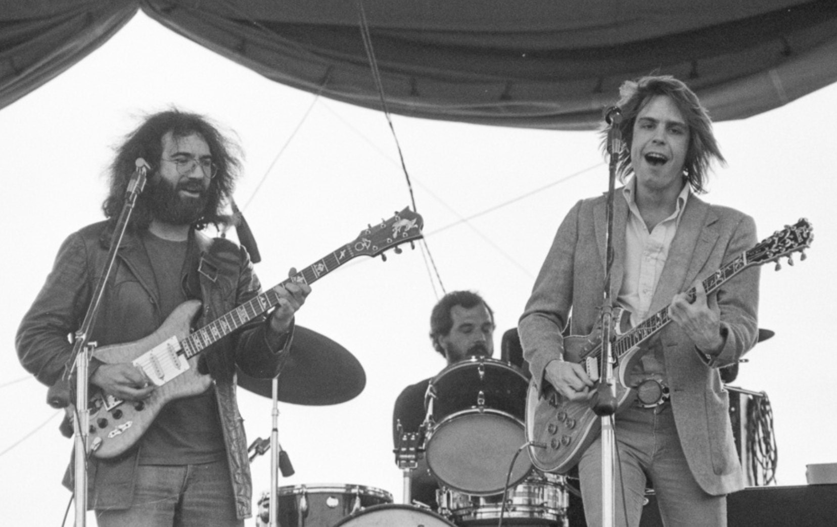 FatManRocks.com #gratefuldead #jerrygarcia #bobweir #phillesh #billkrutzman #mickeyhart #brentmydland #vincewelnick #deadandcompany #johnmayer #PigPen #BruceHornsby #RonMcKeran Grateful Dead Dead & Company Jerry Garcia Bobby Weir Phil Lesh Bill Kreutzmann Mickey Hart OUR FRIENDS, BillyGrass.ORG GratefulPoster.com GratefulSticker.com GratefulPatch.com DeadTee.com DeadHat.com