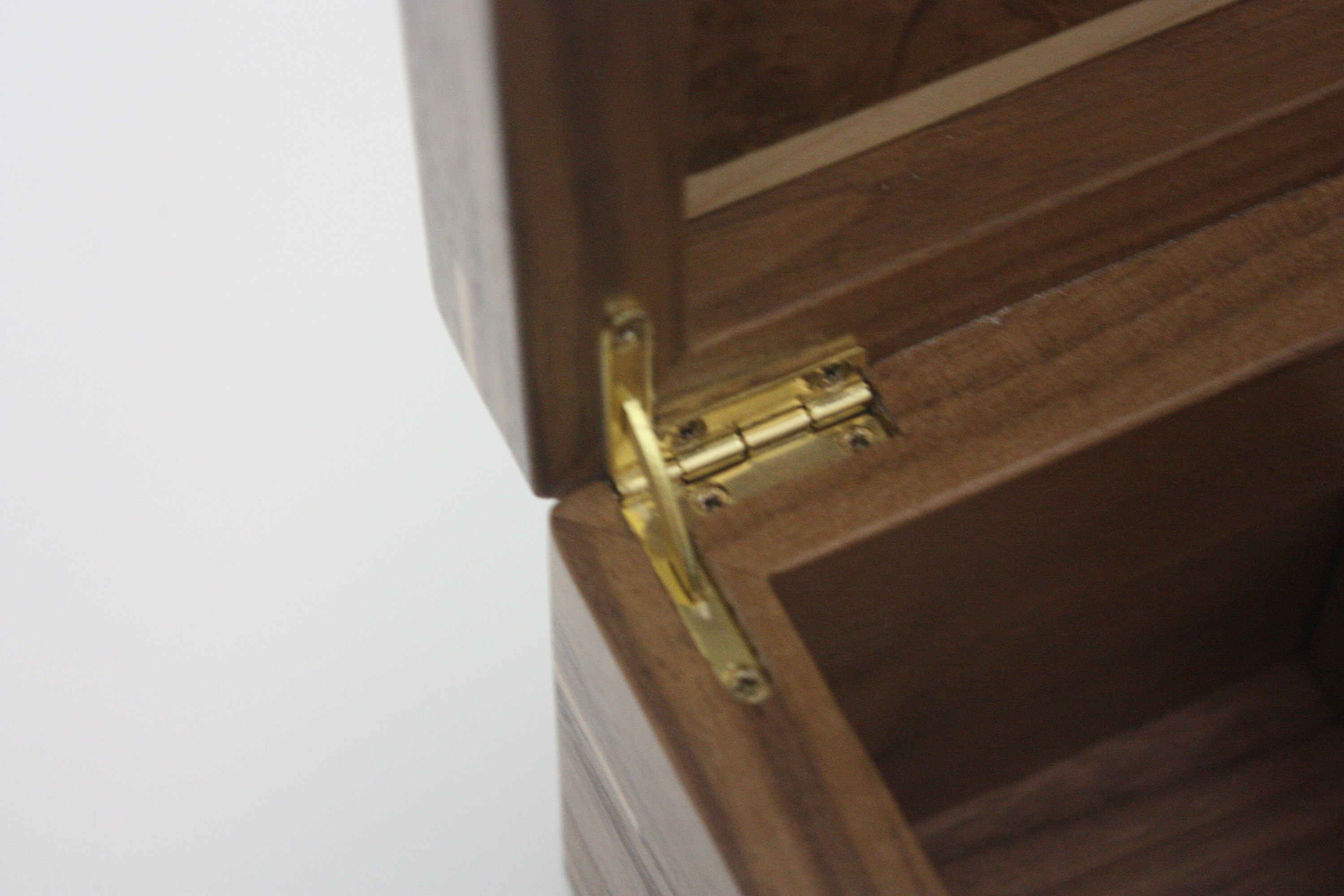 Box with Quadrant Hinges For Sale