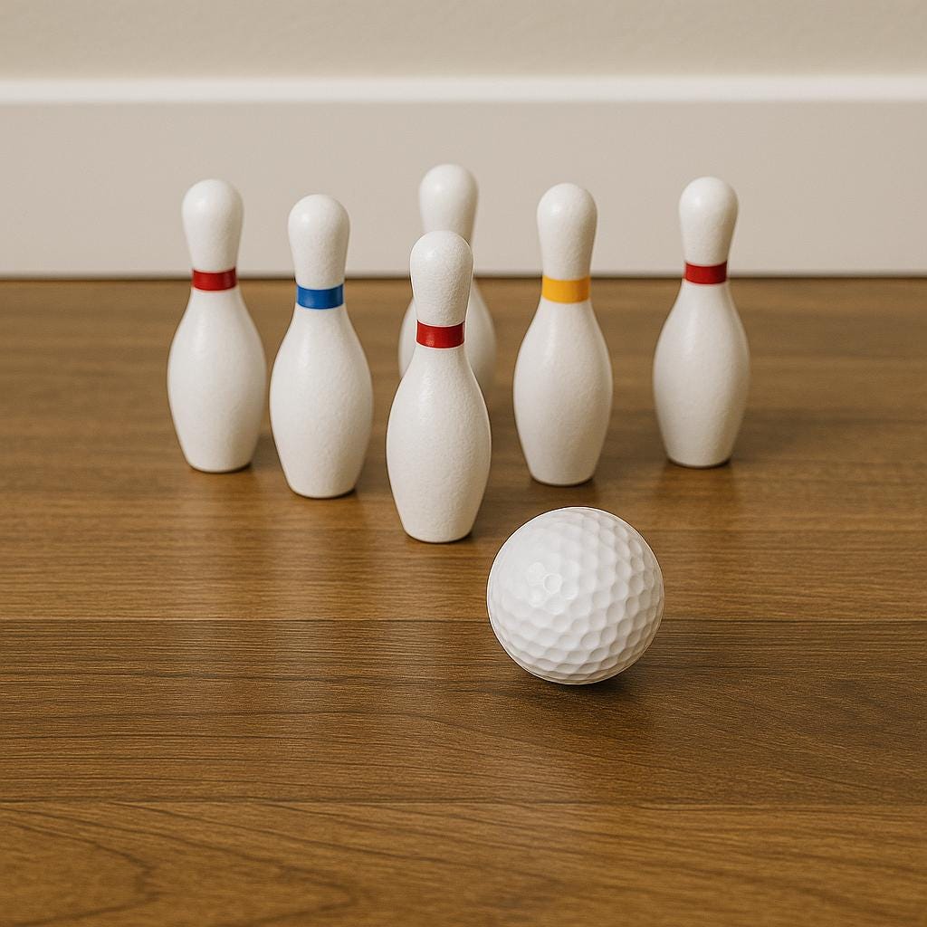 Mini boliche caseiro: Use como bolas para derrubar pequenos pinos.