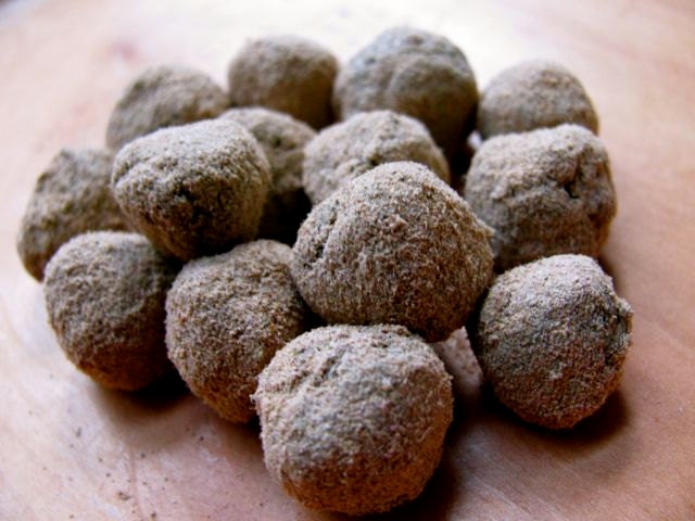 Powdered Herb Pastilles