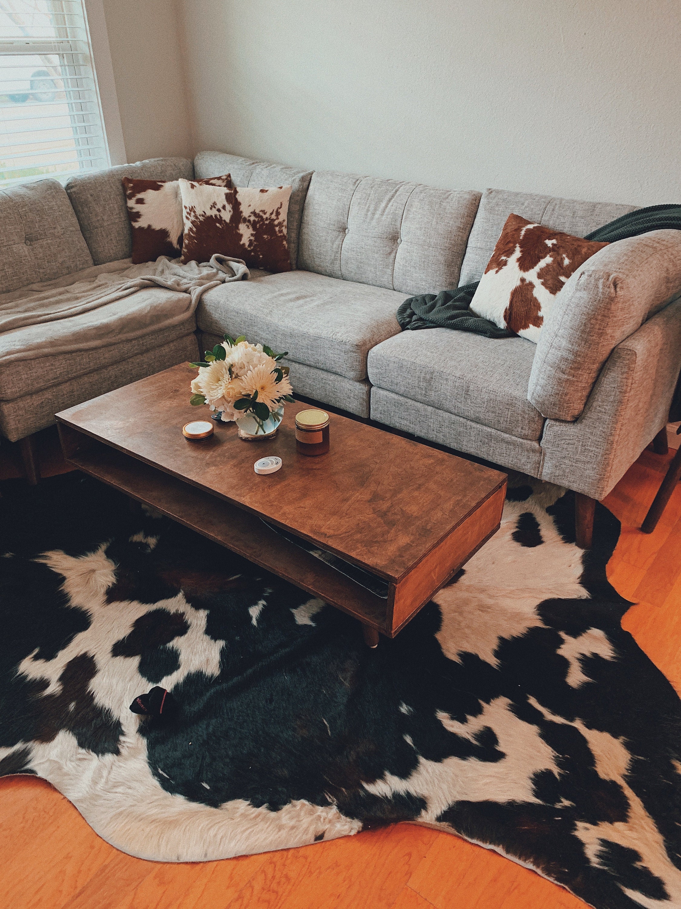 Austin Home Cowhide Rug