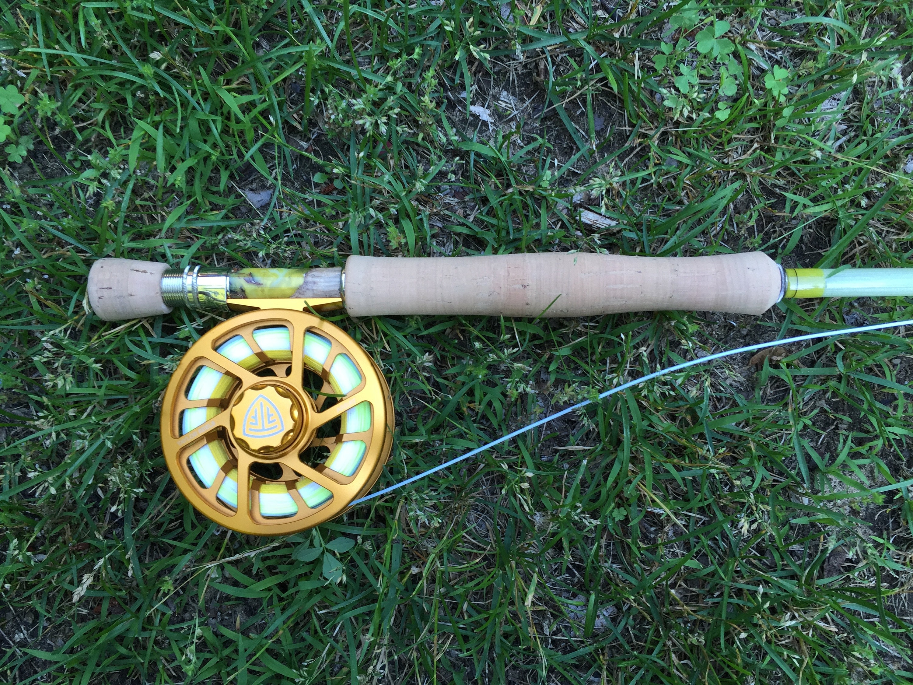 Taylor Array SE mounted on a Blue Halo 7wt Raw with yellow silk translucent wraps