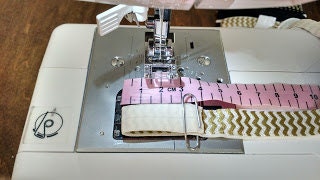 Sewing 2 cm from fold