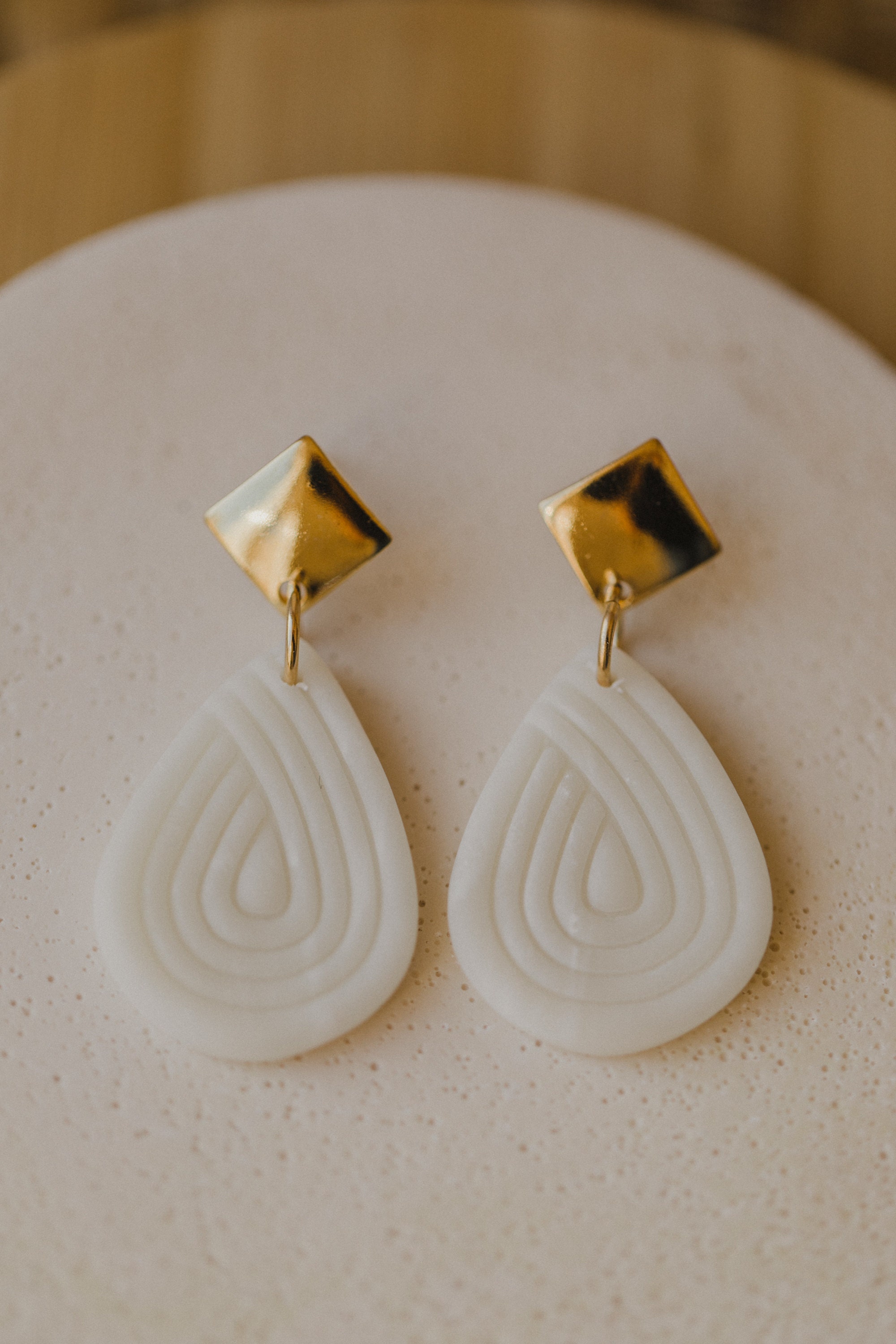 weiße Ohrringe, Brautschmuck, Hochzeitsohrringe
