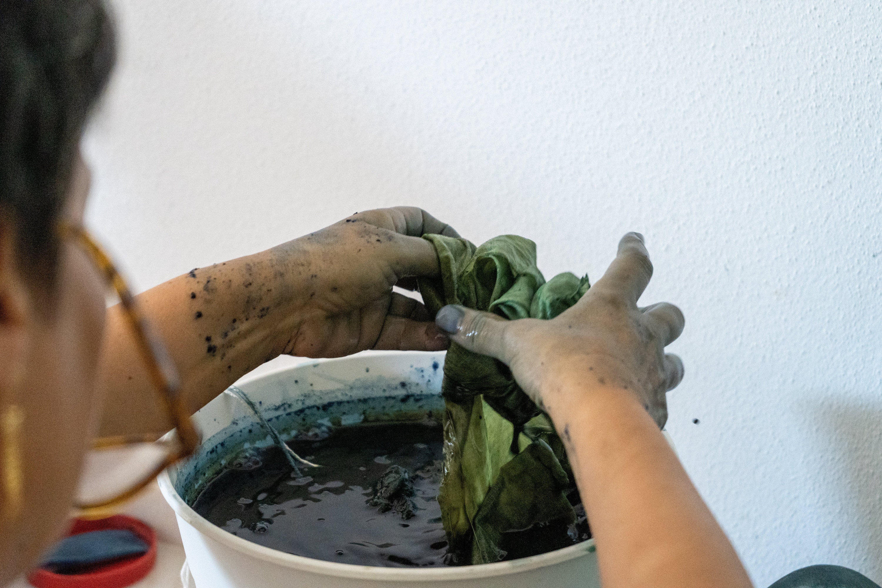 sat-su-ma studio natural indigo dyeing