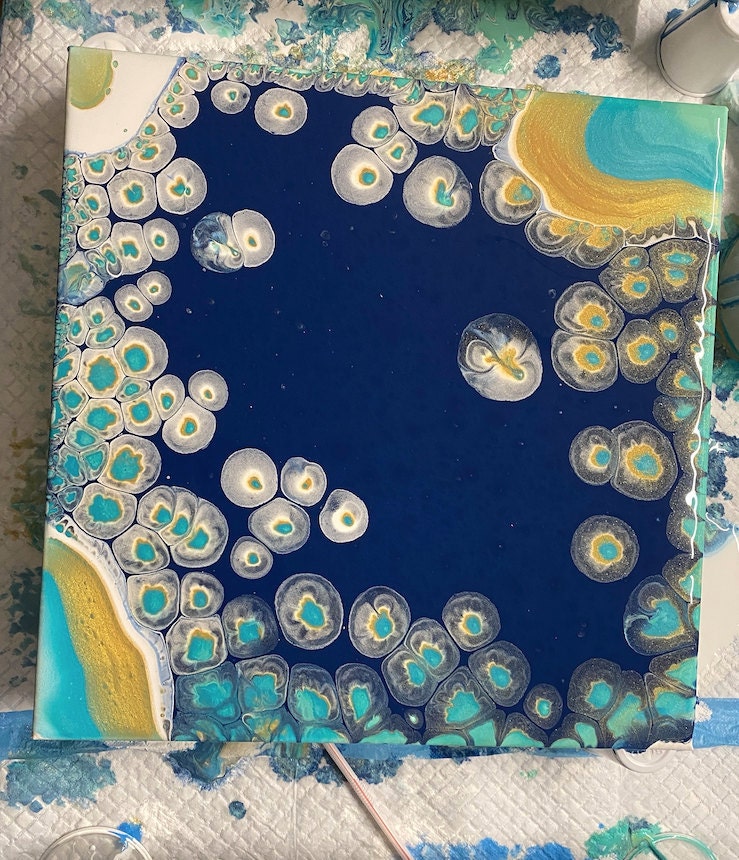 Designing with Fluid Art Pearl Cells