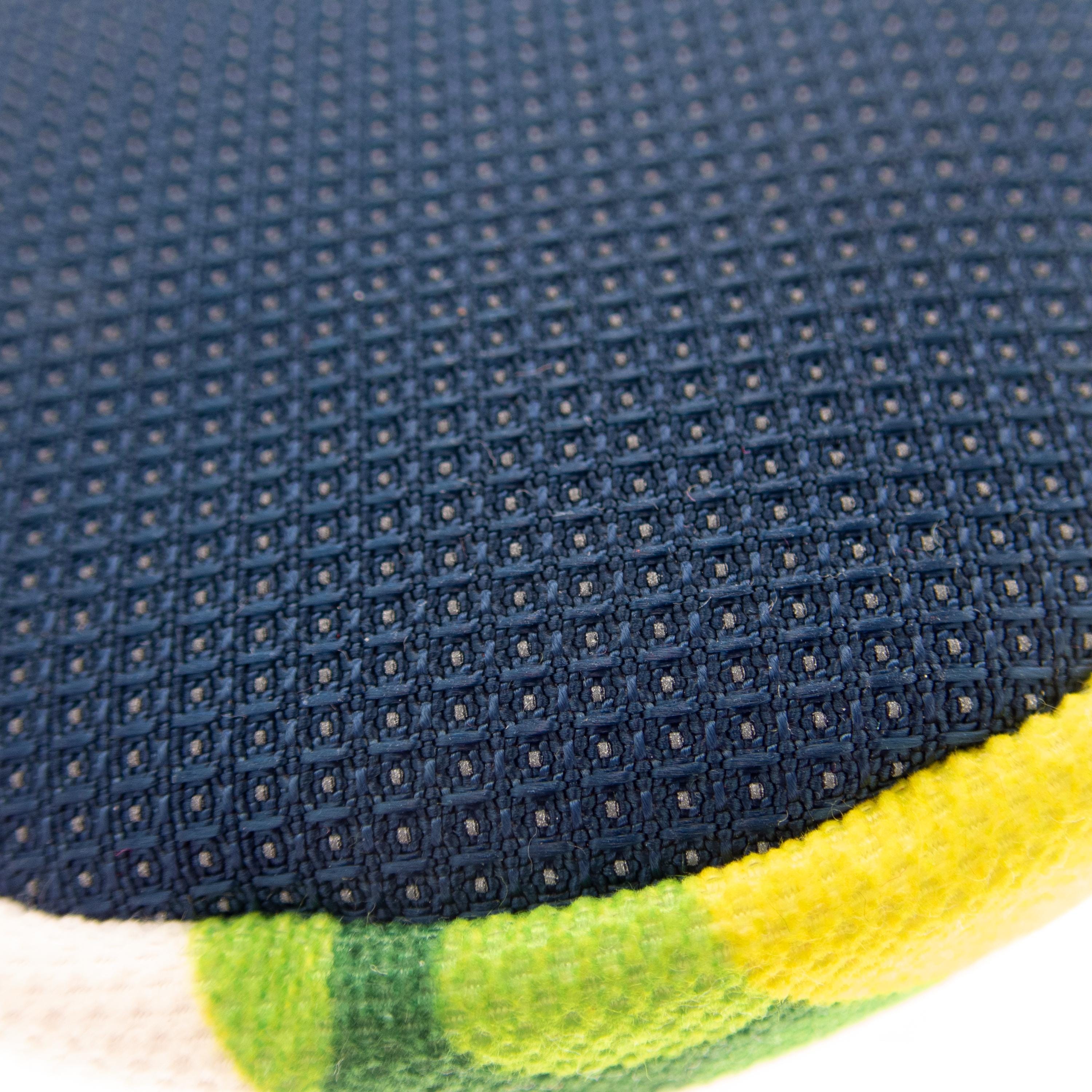 Close-up of the durable reinforced bottom of a Nadamlada kids’ chalk bag