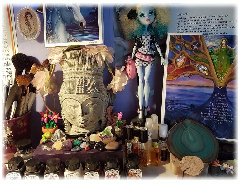 Helenfaerieart Studio
