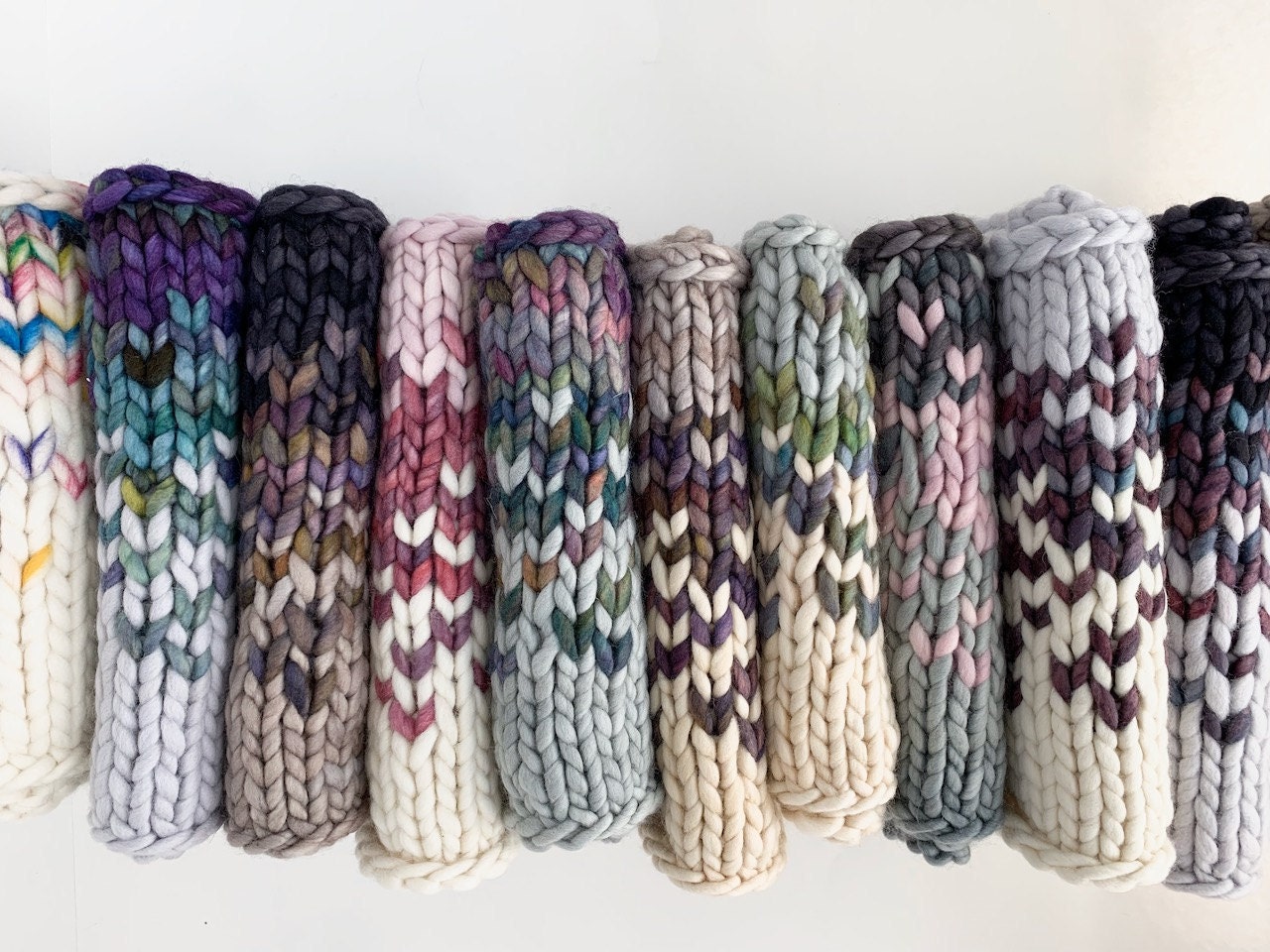 Sunrise Cowl by Woolly Bear Knits