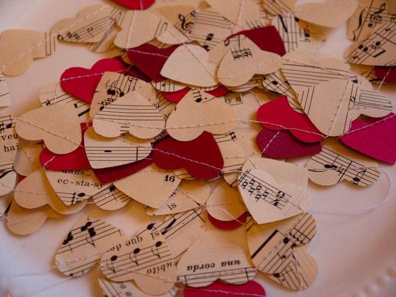 Love notes garland