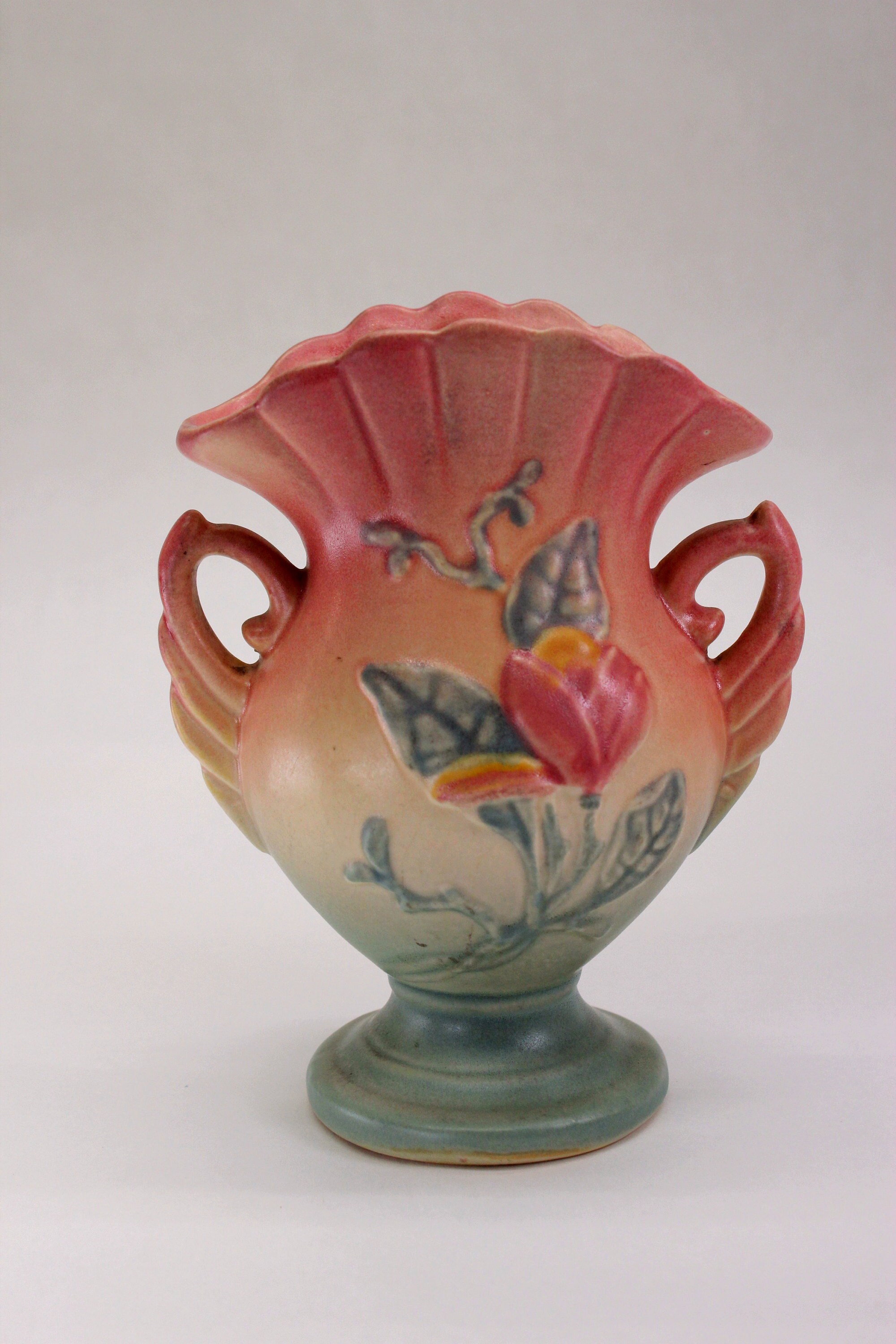 Hull Art Pottery fan-topped vase