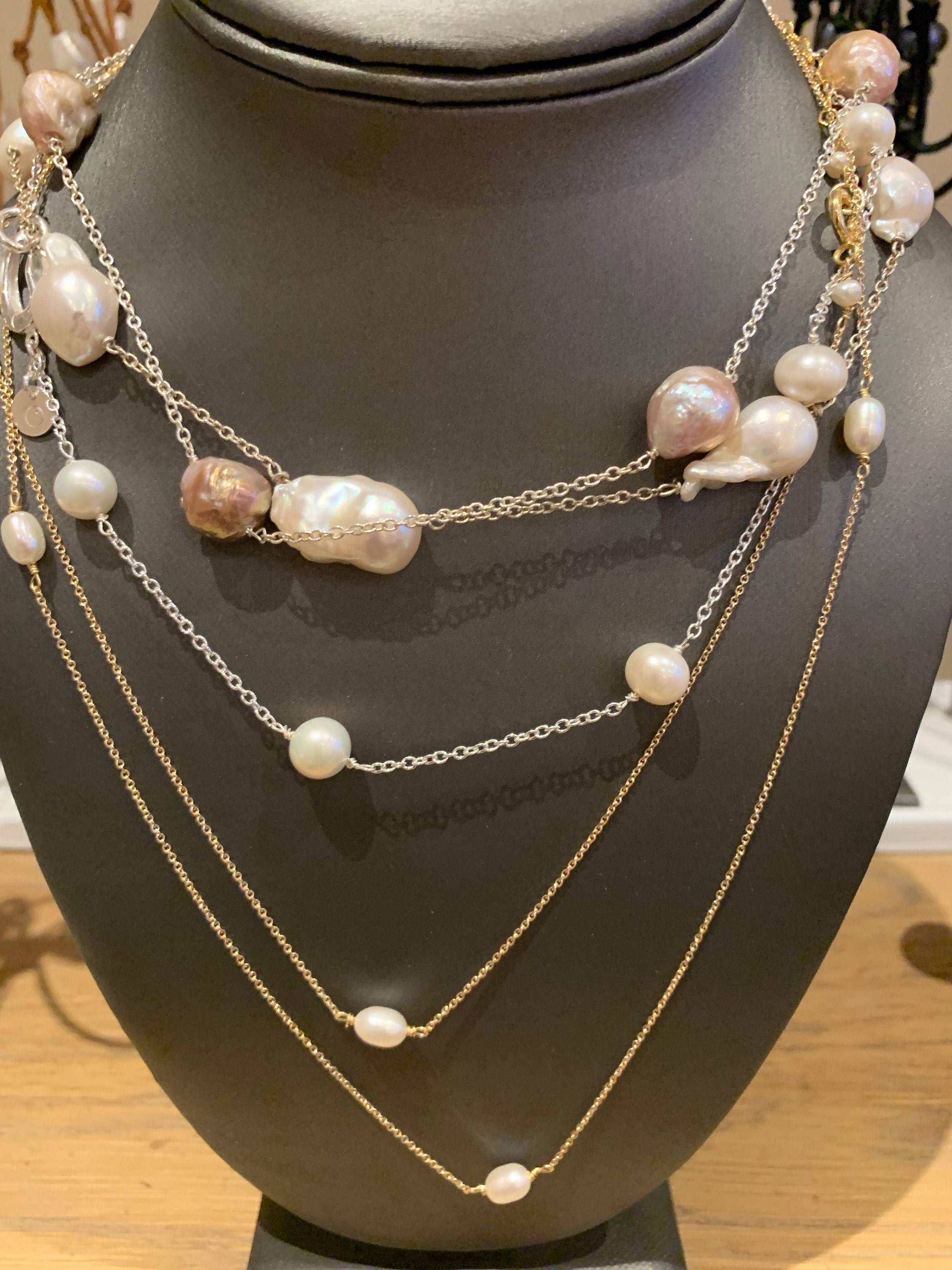Spaced out shop pearl necklace