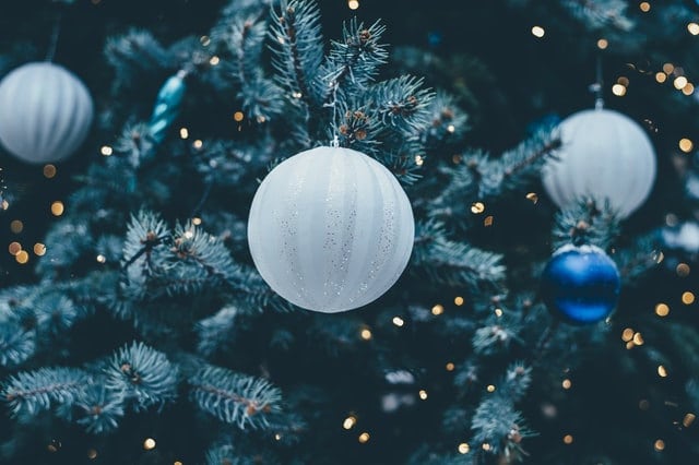 tree baubles