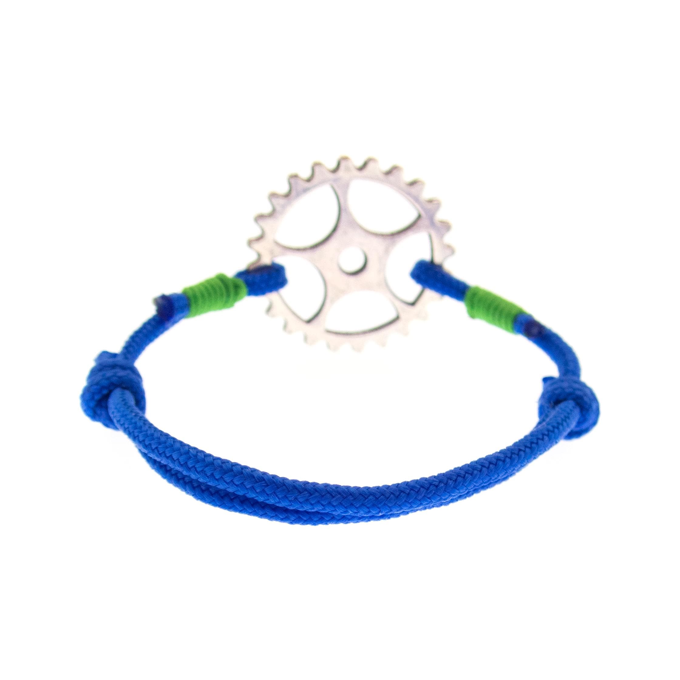 Unisex bracelet designed for men and women with minimalist rugged style