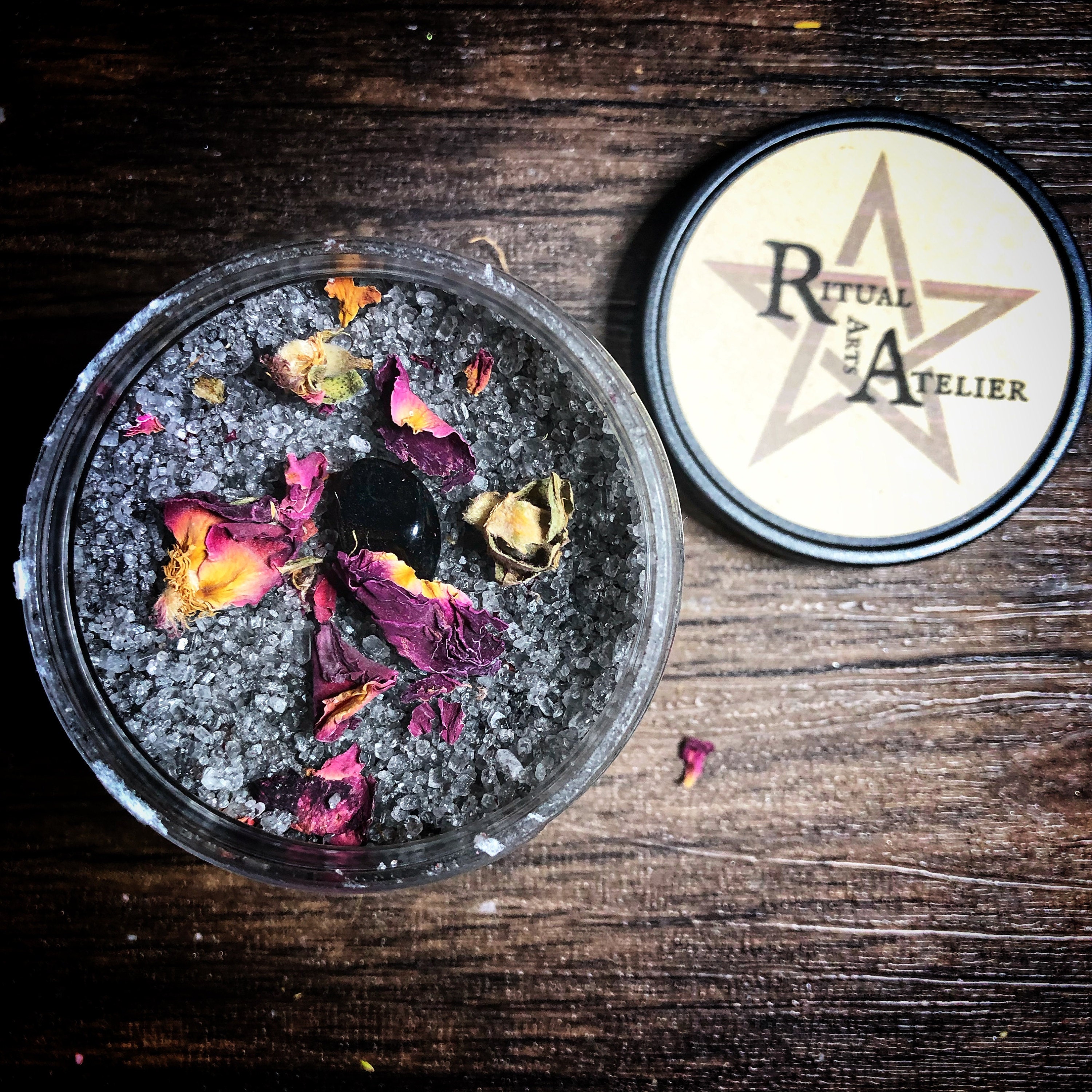 hekate ritual bath salts by ritual arts atelier