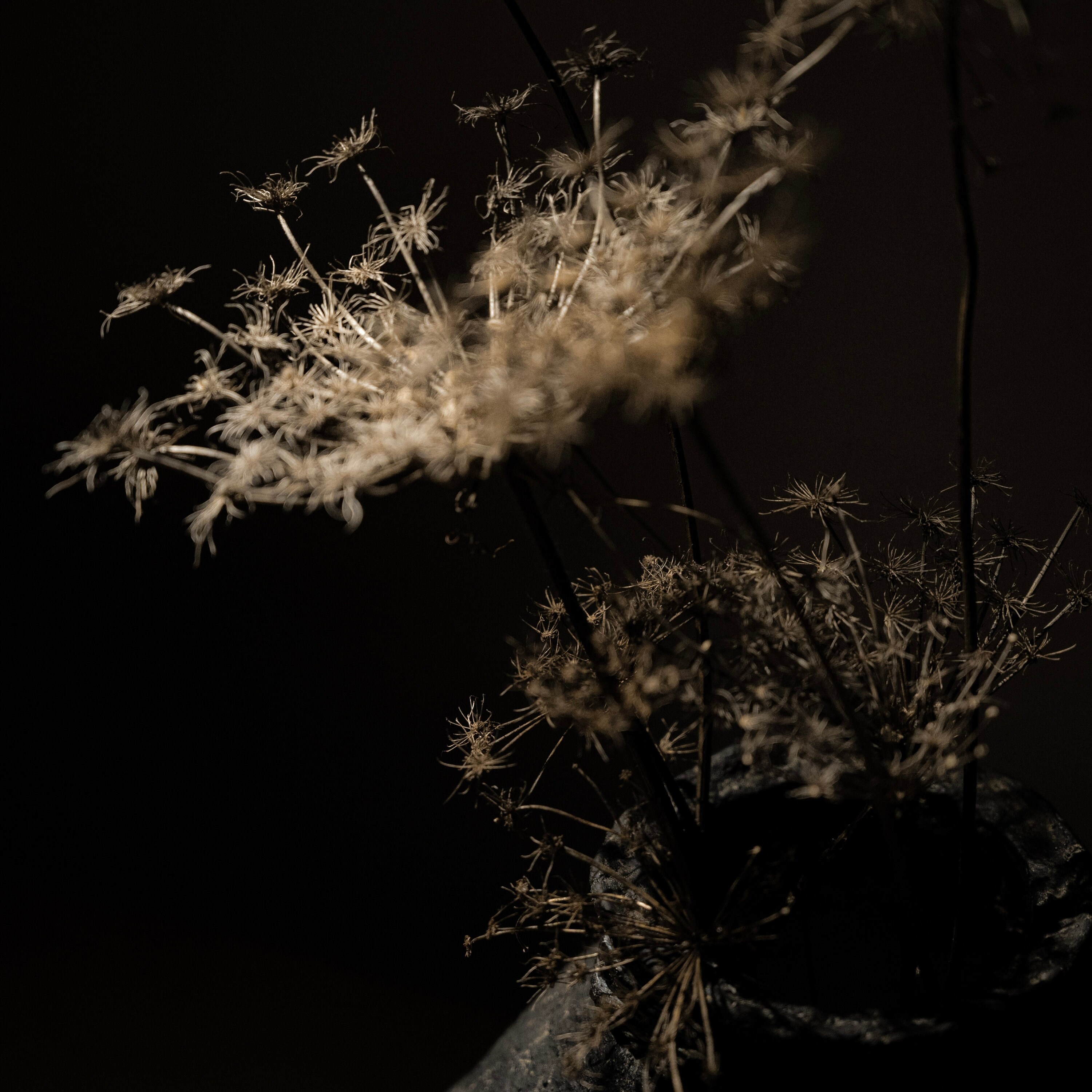 Handcrafted large vase – Wabi Sabi-inspired with an aging effect, making a rustic farmhouse statement