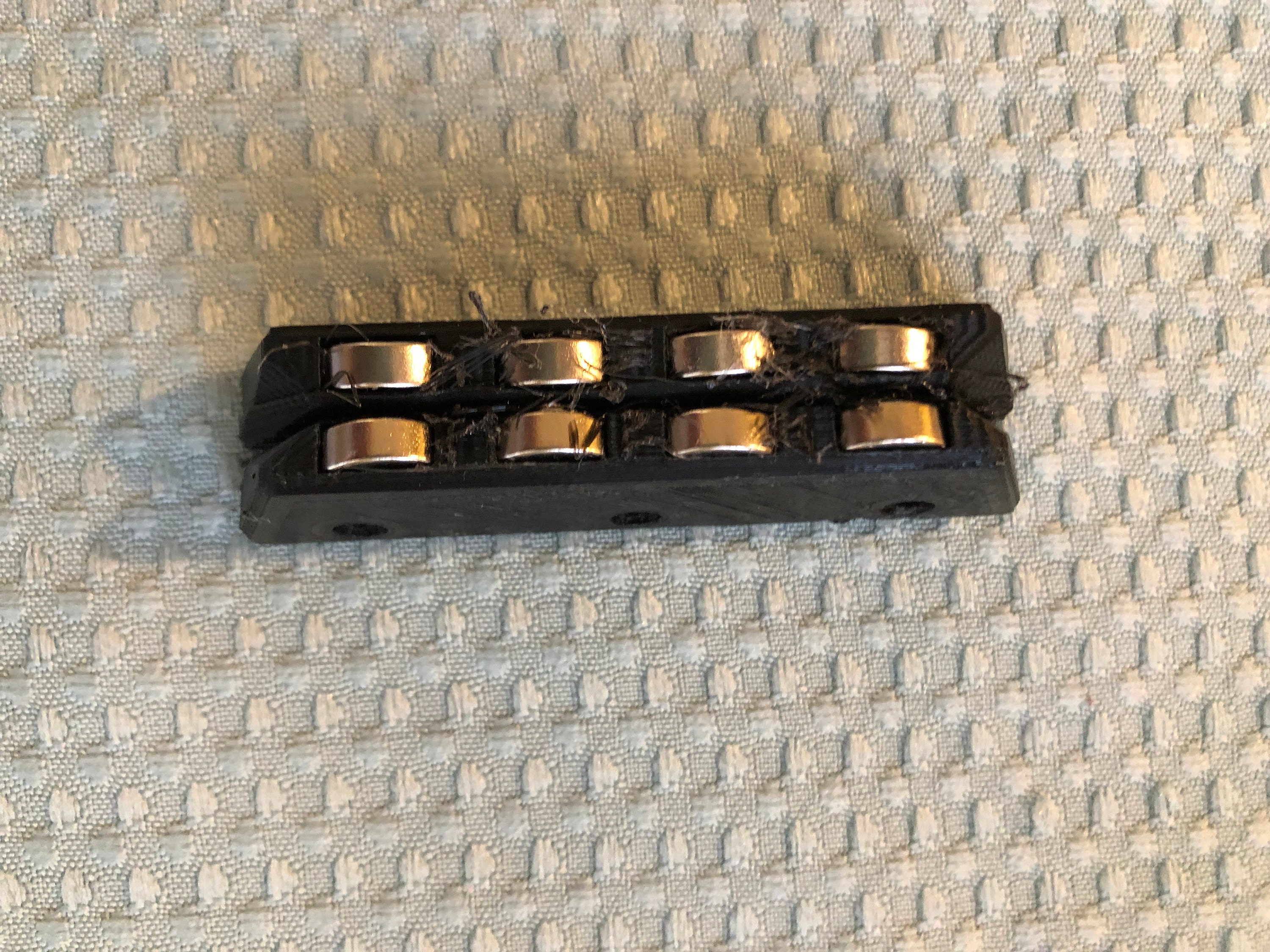 8 magnets