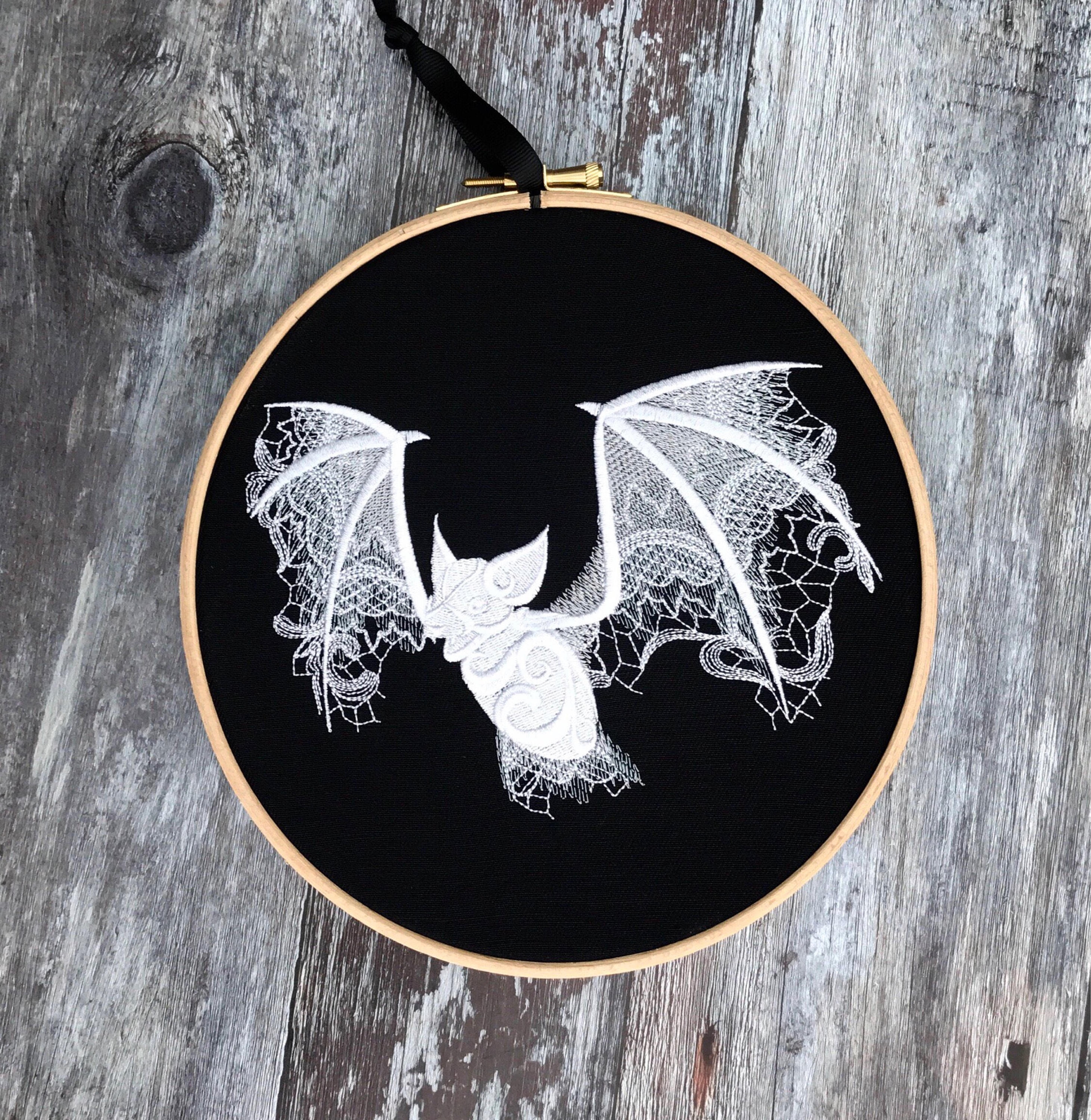 Inchoo Bijoux Cadeaux de vacances Goth Stitches of Anarchy Bat Broderie