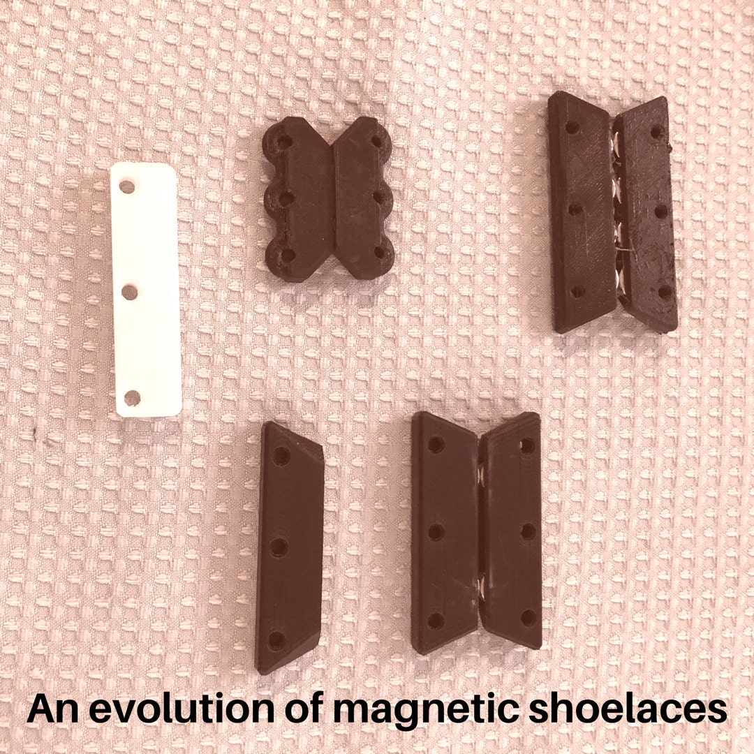 Evolution of Magnetic Shoeleaces