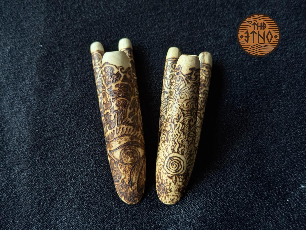 kuripe double nose with burned ornament by the Etno