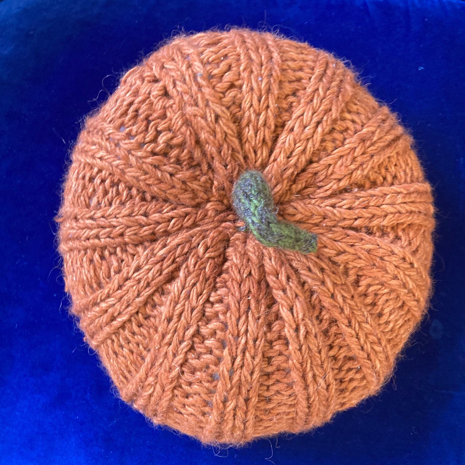 FHY knitted pumpkin