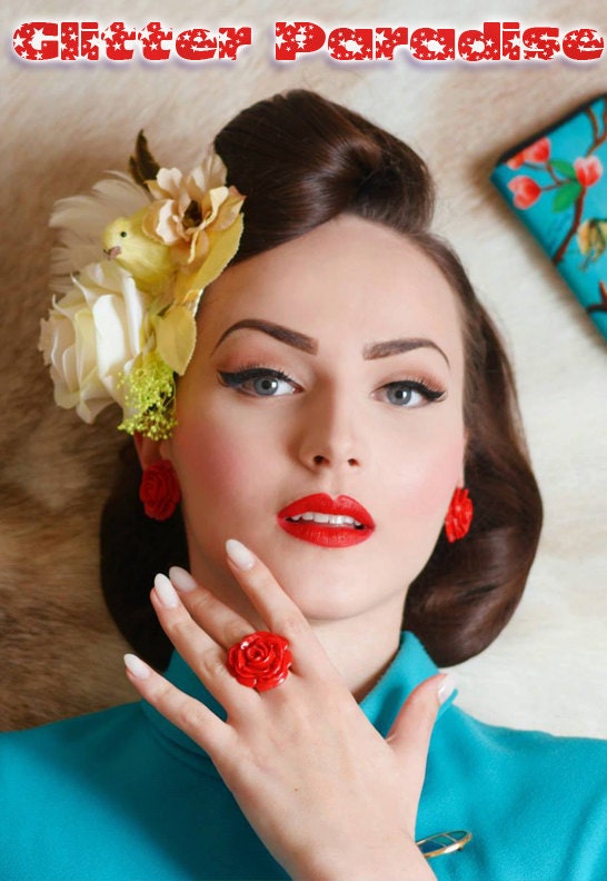 ♥ Earrings: Rose Red ♥ Ring: Rose Red   Model: Idda van Munster ✴ Photo: Muna Nazak Photography