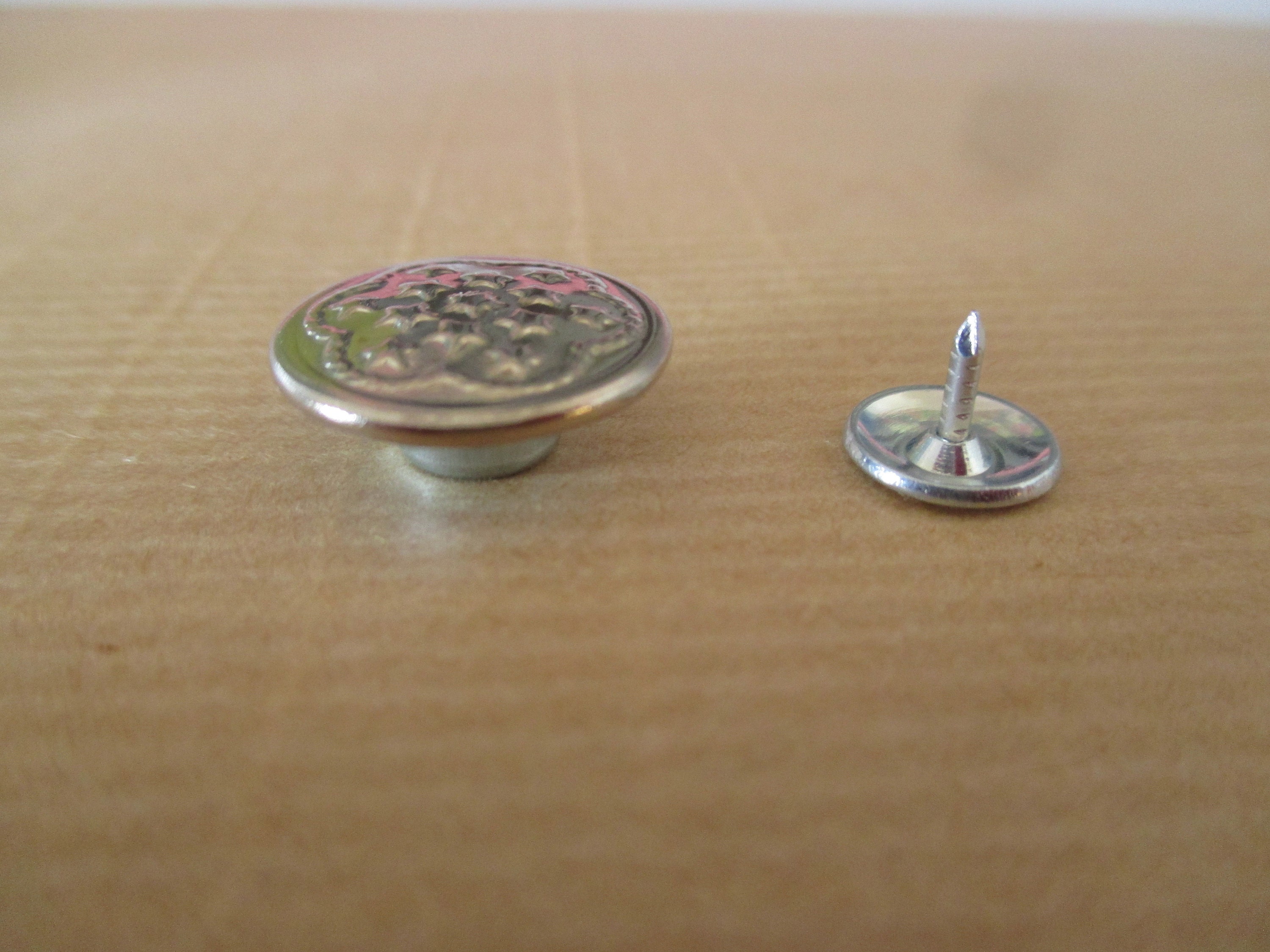 Bouton de célibataire