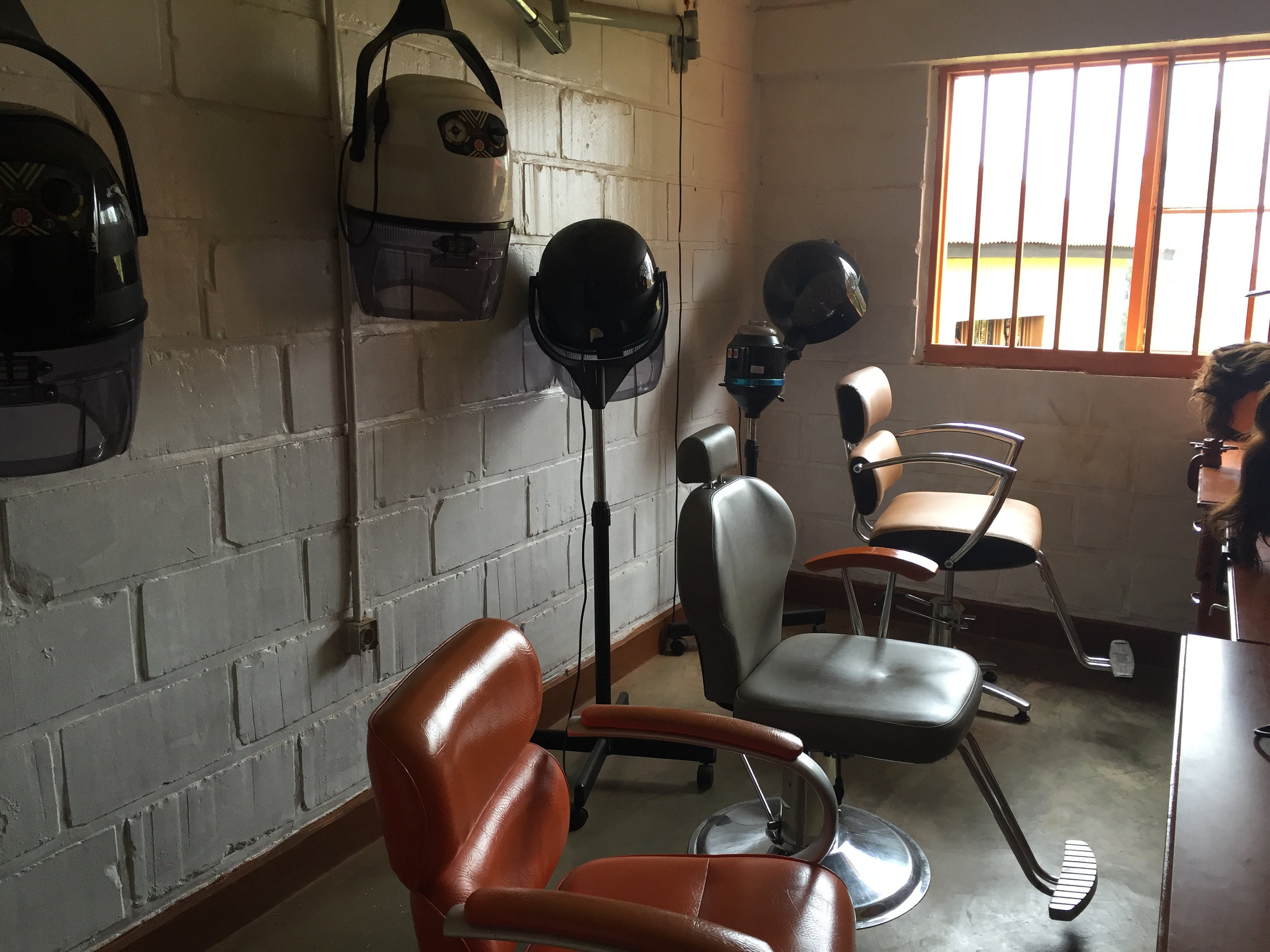 africa new life dream beauty academy