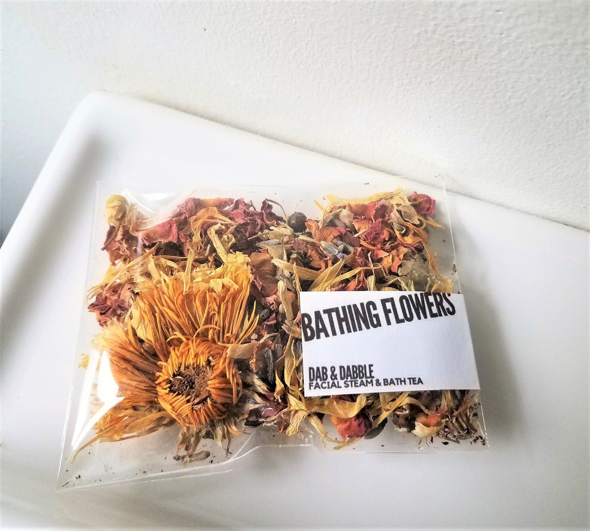 Bathing flowers and facial steam packet