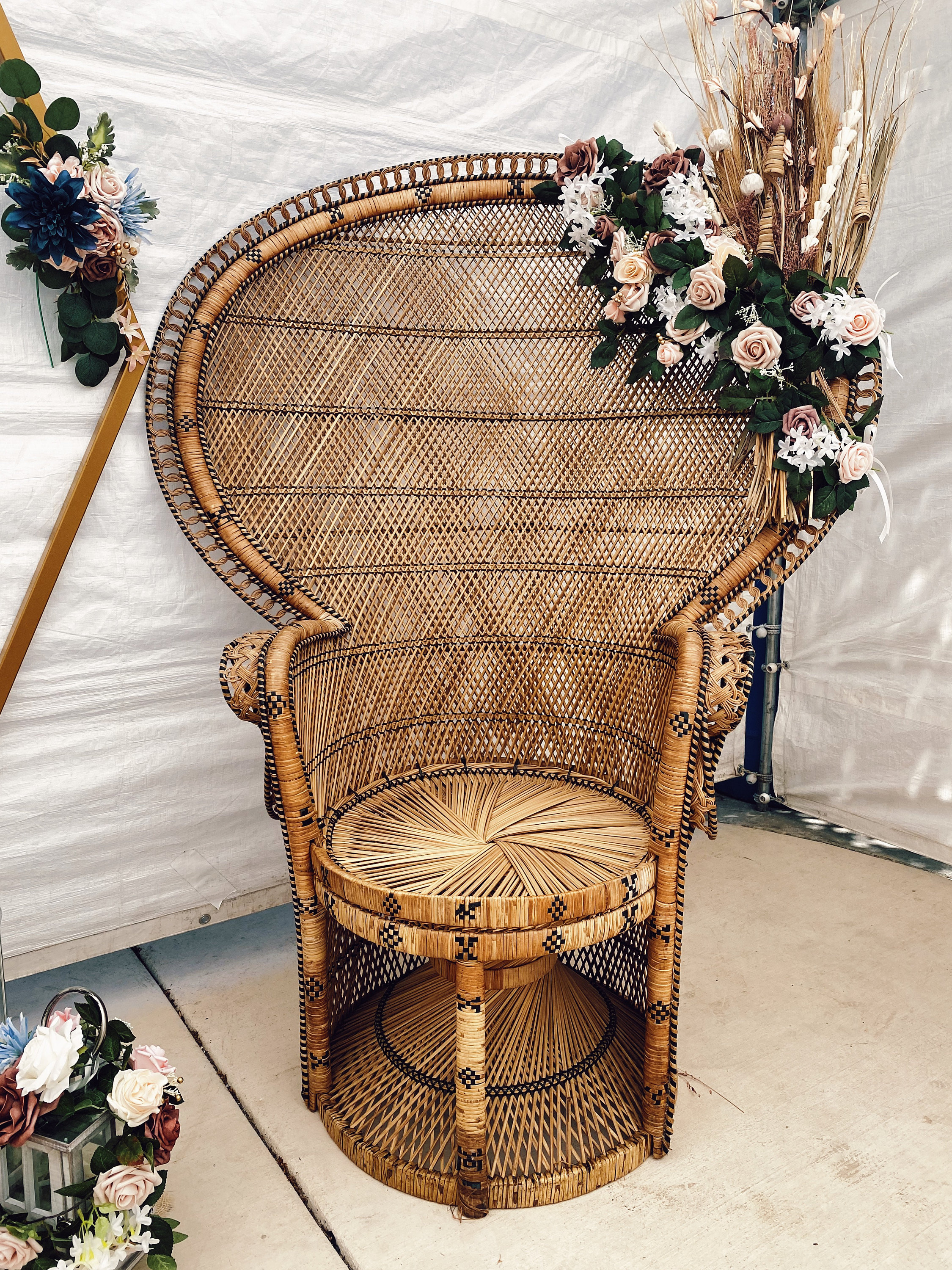 Chis Classic Peacock Chair