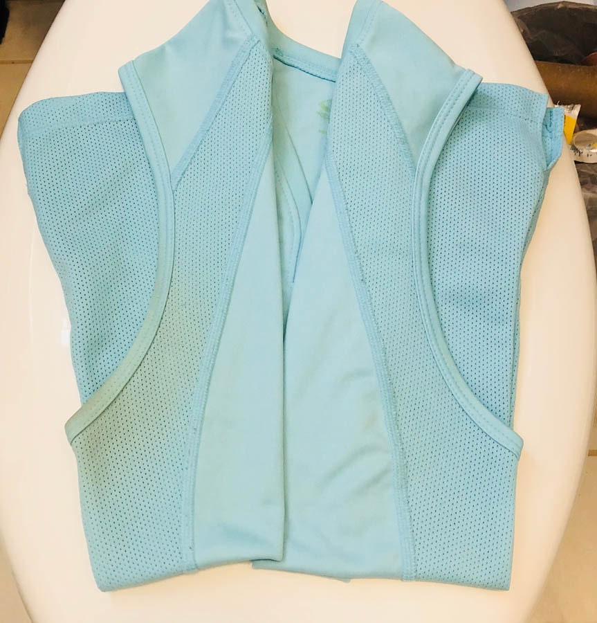workout shirt